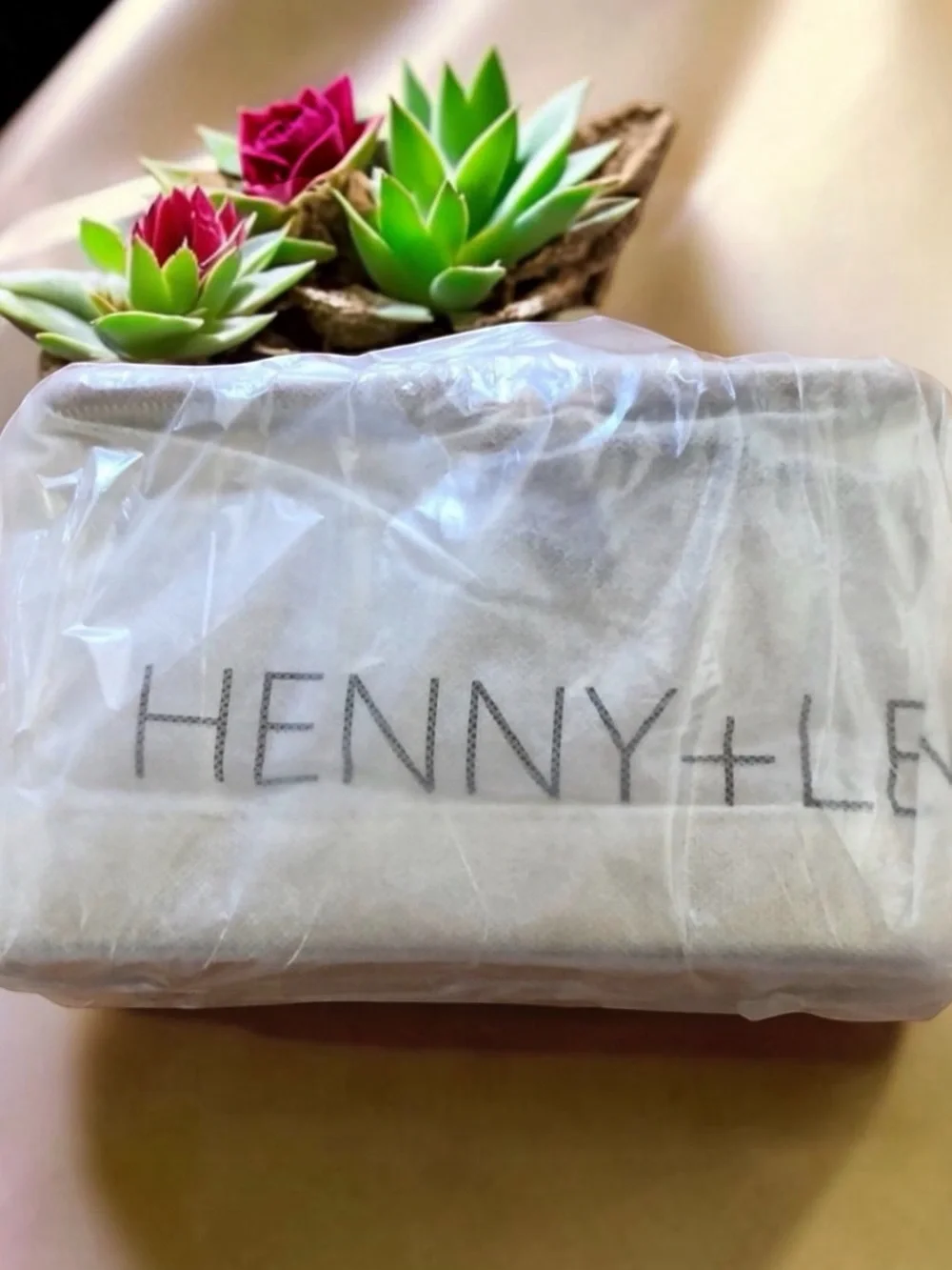 Henny + Lev Vegan Large Makeup Bag, NWT